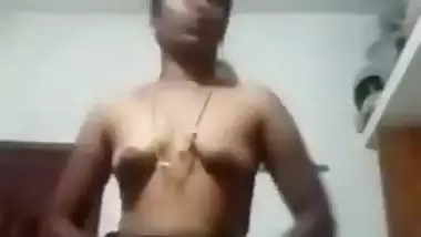 Saree stripping Tamil maami
