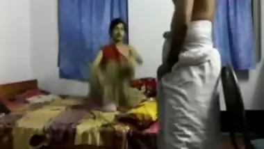 Odisha ki kaamwali ko malik ne chod ke hot sex clip banai