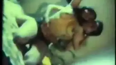 Indian hot couple gets from talk to bed
