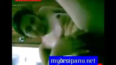 Paki hot girl front of cam on her lover’s request mms