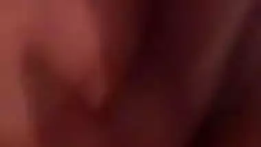 Fat Desi wife has sexy XXX boobs and she exposes them in sex show