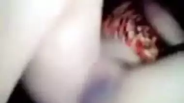 Big ass BHABI Showing & Fingering