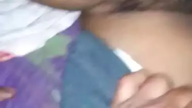 Sleeping Dehati wife nude MMS sex clip