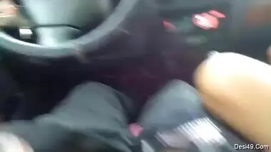 Horny Marwadi Milf Aunty Sucks Lover’s Cock In The Car