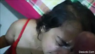 Horny indian bhabhi suck and takes facial