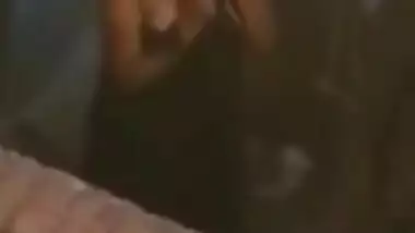 Tamil housewife exposing bathing