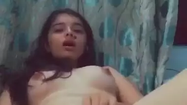 Hot Indian girl Masturbating