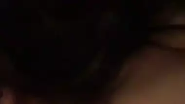 Horny babe gives a sexy blowjob in Pakistani porn