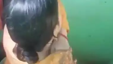 Desi bhabhi’s nude bathing and his devar recording secretly