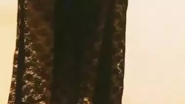 Indian Horny Girlfriend Striptease And Twerking For Her Boyfriend