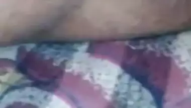 Tamil Bhabi Showing Boobs and Pussy