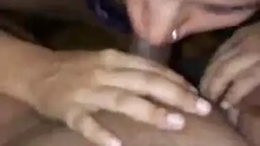 Desi horney gf blowjob