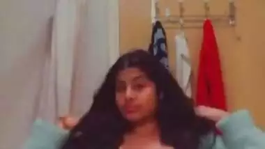 Horny Desi Girl Priya showing her Big Boobs Part 2