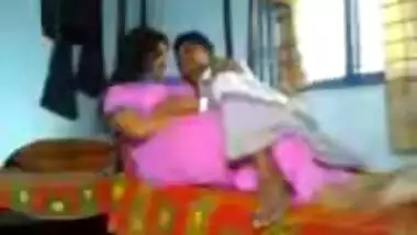 Aunty In Pink Foreplay - Movies.