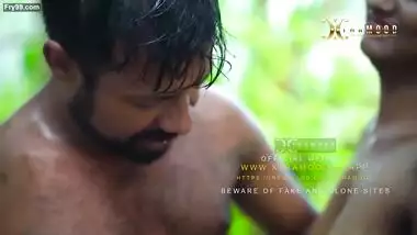 DESI GIRL SUDIPA FUCKED BY HER BOY FREIND IN PARK IN RAIN FULL OUTDOOR