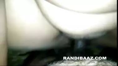 Mami ne mera lund choos kar sex kiya