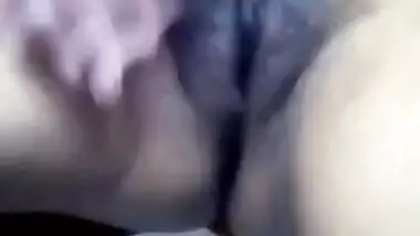 Cute Desi Girls Showing Her Boobs And Pussy