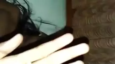 Sexy Tamil girl feeling the sexual pleasure