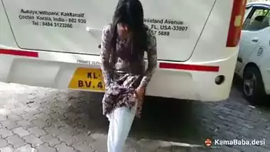 Tamil lady removes her salwar and panties outdoors