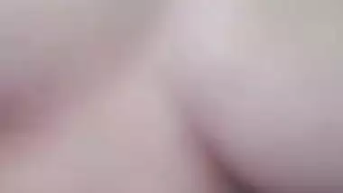 Lover is in seventh heaven when he sees these Indian assets