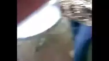 Desi bald pussy fucking MMS video of desi girl exposed online