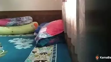 Newly engaged guy enjoys amateur sex with his innocent GF