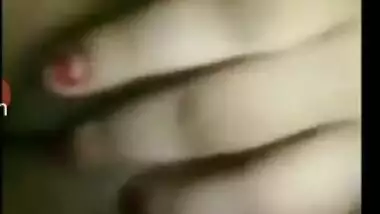 Girl can't sleep and turns camera on to broadcast naked sex parts