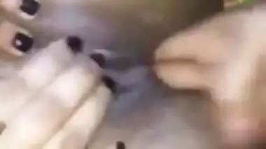 After watching porn videos Indian man fingers wife's pussy like pro