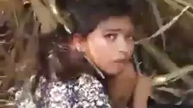 Indian outdoor sex of a guy and his GF in the bushes