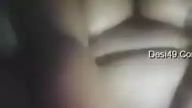 Today Exclusive- Village Girl Showing Her Boobs And Pussy