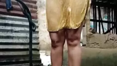 Desi GF cheated her BF showing her naked body to the Telegram camera