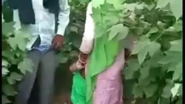 Village wife is caught fucking outdoor with lover, desi mms scandal sex