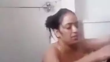 Bathroom Sex Video Of Pakistani Couple