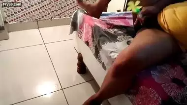 Indian bhabhi bedroom pussy mustbuting