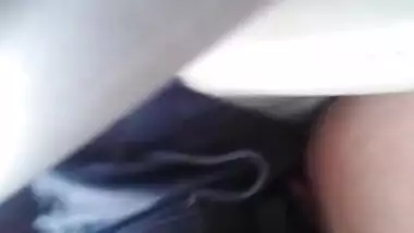 Desi hot lover kissing seen in open place