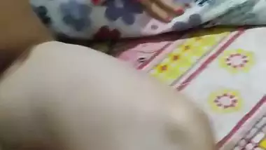 Brown haired cam girl boob pressing and pussy fingering