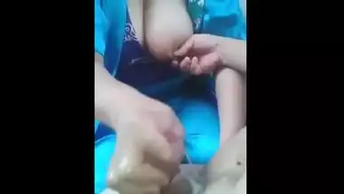 Mother i'd like to fuck with big milk shakes gives her colleague a worthwhile tugjob