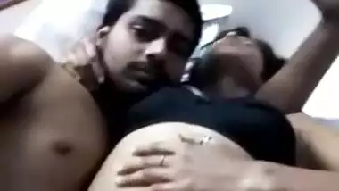 Sexy college girl video sex action with her lover