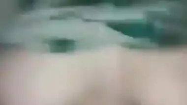 Pakistani aunty sex with Devar on EID in missionary style