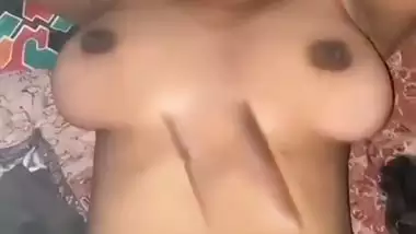 Desi college girl sex karti hui bf ke sath mein