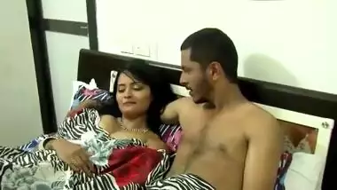 New Hindi short Vid mast bhabhi with his...