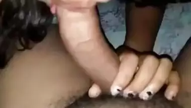 Cute Desi Bhabhi Blowjob