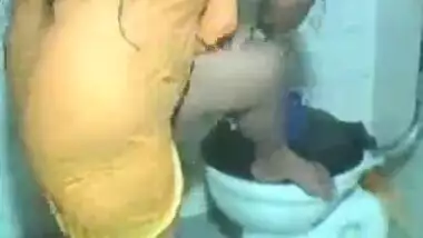 Aunty Bath And Sex Scandal