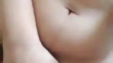 Sexy Hot Desi Wife Shows Her Body for Boy Friend