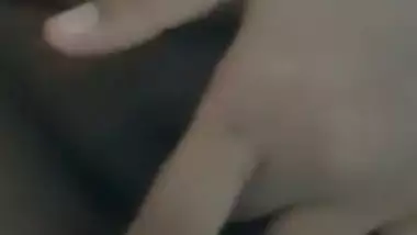 Chubby Bangla fingering pussy