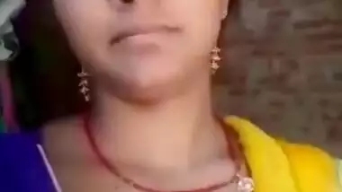 DESI HORNY WIFE FLASHING BOOBS AND PUSSY
