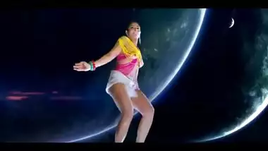 Desi nude dance