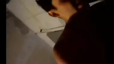 Big boobs desi college girl passionate sex scandal in boys hostel!