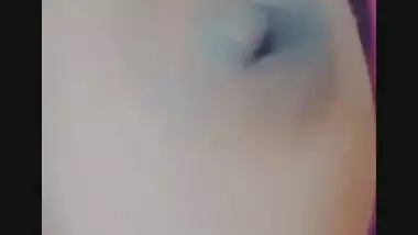 Unsatisfied Bengali Boudi showing boobs on video call