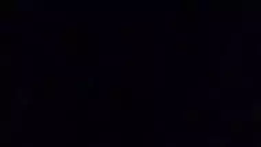 Wild Indian XXX bitch exposing her nude sexy figure on cam